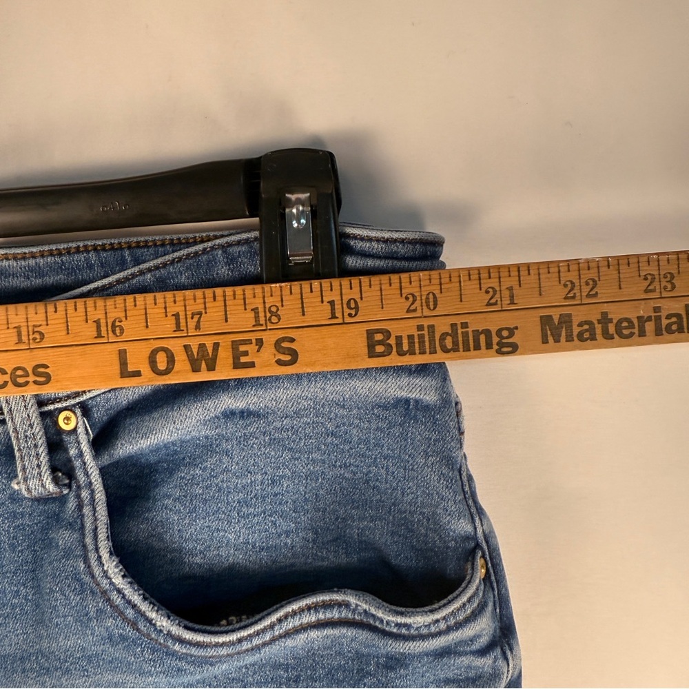 Kut from the Kloth NAOMI Fab Ab Crop Straight Leg Jeans, size 22, Denim - Picture 13 of 13